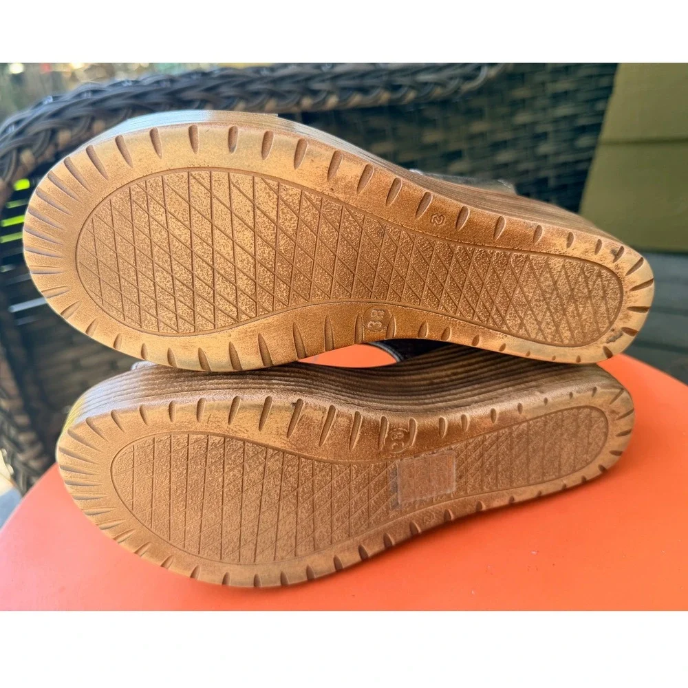 Bueno Sandals Womens 38 Rose Gold Metallic Leather Crisscross Platform Wedge‎
